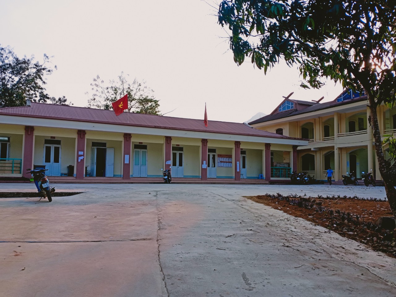 Bài viết giới thiệu về trụ sở UBND