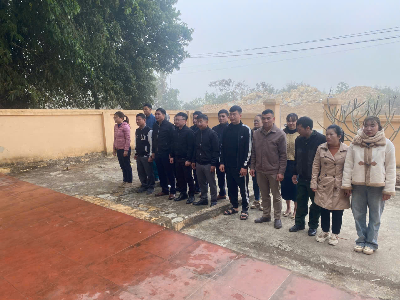 Dâng hương tưởng nhớ các Anh hùng Liệt sĩ nhân dịp Tết Nguyên đán Ất Tỵ - 2025